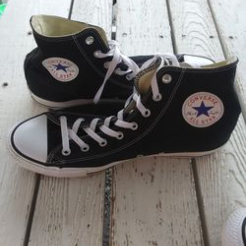 Bundle!! Two Pair Of Black Converse All Star Sz 1… - image 4
